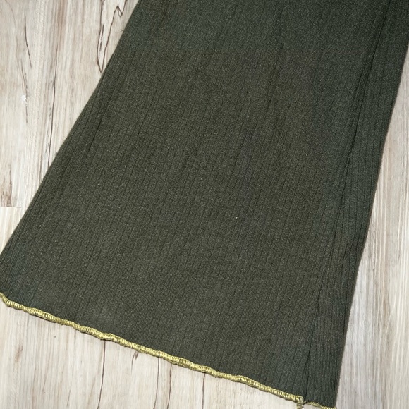 BELL BOTTOMS - Picture 3 of 6